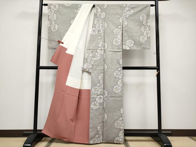 平和屋着物●極上　人間国宝　森口華弘　創作意匠　本場大島紬　白大島　7マルキ　総絣　菊重ね文　三越扱い　逸品　未使用　CYAA4675s6