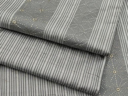 平和屋着物●極上　紬　刺繍　刺し子　七宝麻の葉間道　煤色地　逸品　未使用　CYAA4680s6