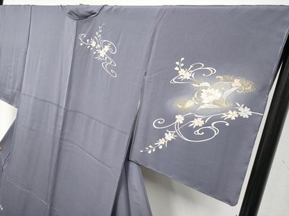 平和屋着物●極上　訪問着　駒刺繍　花唐草文　暈し染め　金彩　薄鼠色地　逸品　未使用　CYAA4690s6