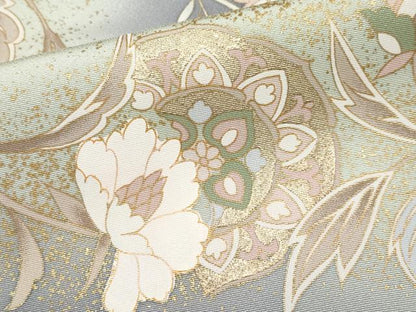 平和屋着物●極上　訪問着　駒刺繍　花唐草文　暈し染め　金彩　薄鼠色地　逸品　未使用　CYAA4690s6