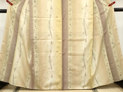 平和屋着物●極上　結城紬　奥順　はたおり娘　80亀甲　舞桜文　やまと誂製　逸品　CYAA4719s6