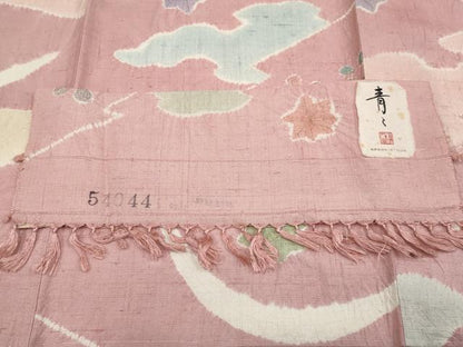 平和屋着物●極上　京友禅の第一人者　松井青々　生紬　絞り　舞花文　金彩　退紅色地　反端付き　逸品　未使用　CYAA4726s6