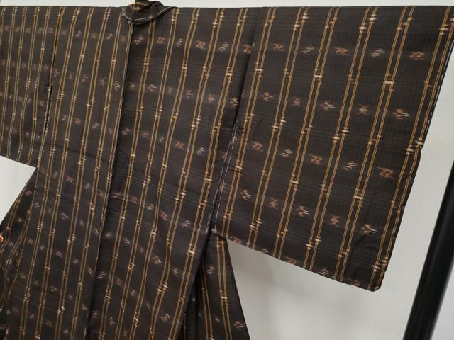 平和屋着物●極上　国指定重要無形文化財　本場久米島紬　手織　逸品　未使用　CYAA4732s6