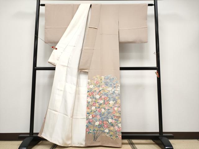 平和屋着物●極上　本加賀友禅作家　百貫華峰　色留袖　枝花文　白茶色地　反端付き　逸品　CYAA4757s6