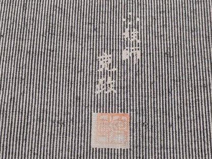 平和屋本店●極上　本場結城紬　重要無形文化財　江戸小紋　小紋師　克政　毛万筋　濃鼠色×白藤色　証紙付き　逸品　CYAA4763s6