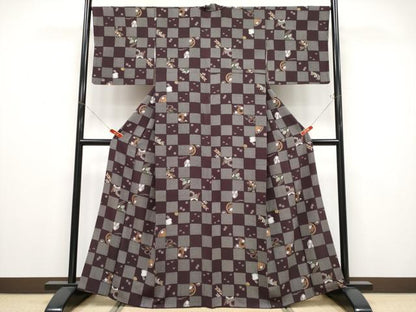 平和屋着物●極上　小紋　市松兎吉祥文　似せ紫色地　大丸扱い　逸品　CYAA4796s6
