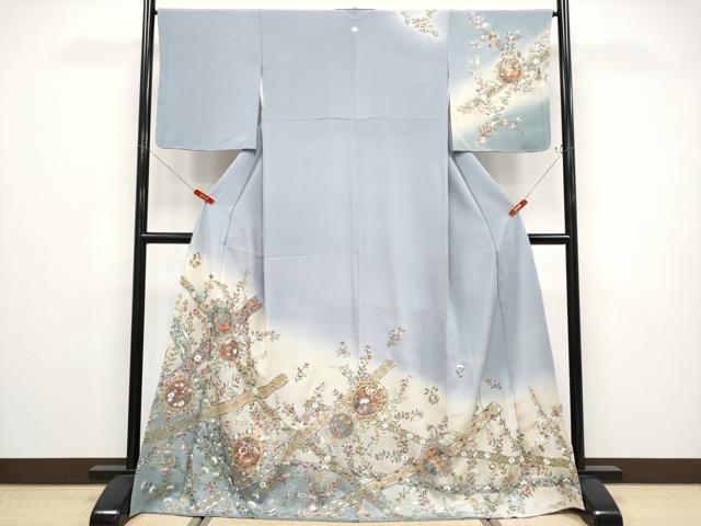 平和屋着物●極上　中国三大刺繍　スワトウ刺繍　総刺繍　訪問着　正倉院花唐草文　暈し染め　金糸　灰青色地　逸品　未使用　CYAA4797s6