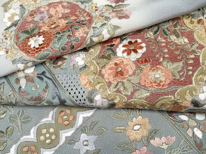 平和屋着物●極上　中国三大刺繍　スワトウ刺繍　総刺繍　訪問着　正倉院花唐草文　暈し染め　金糸　灰青色地　逸品　未使用　CYAA4797s6