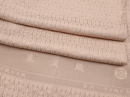 平和屋着物●極上 京都・西陣 織元ブランド 秦流舎 お召 色無地 秦流織 有職浮文織 草木織彩襲 赤白橡色 反端付き 逸品 未使用 CYAA4824s6