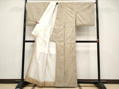 平和屋本店●極上　本場結城紬　重要無形文化財　奥順謹製　160亀甲　慶長模様　証紙・鑑定証付き　白橡色地　逸品　CYAA4836s6