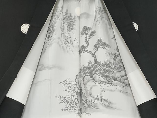 平和屋着物●極上　男性　黒紋付　羽織・長襦袢セット　羽裏：風景文　長襦袢：空五倍子色地　逸品　CYAA4846s6