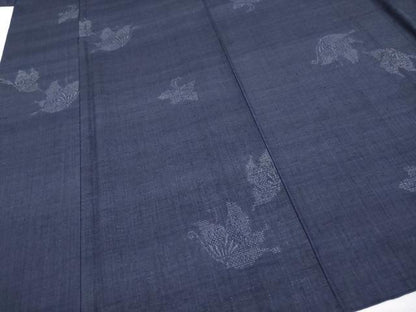 平和屋着物●極上　本場結城紬　重要無形文化財　100亀甲　飛び亀甲柄　舞蝶文　褐色地　証紙付き　ぎんざ秀粋扱い　逸品　CYAA4855s6