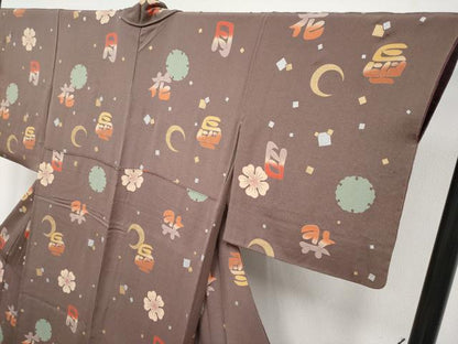 平和屋本店●極上　人形作家・ホリヒロシ　小紋　雪月花　金銀彩　鬼しぼ縮緬　煤竹色地　逸品　CYAA4876s6