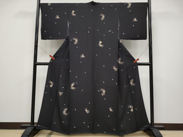 平和屋着物●極上　小紋　葛染め　舞桜文　黒地　逸品　未使用　CYAA4881s6
