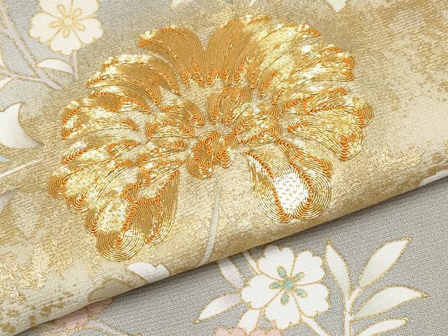 平和屋本店●極上　訪問着　駒刺繍　更紗花唐草文　暈し染め　金彩　茶鼠色地　逸品　CYAA4897s6