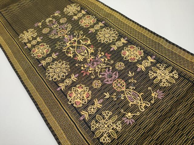 平和屋着物●極上　ひなや工房　くむ・あむ・おる　伊豆蔵明彦　太鼓柄袋帯　総刺繍　花唐草文　黒地　金糸　逸品　CYAA4921s6