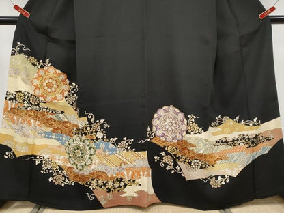 平和屋本店●極上　創業460年・千總　黒留袖　駒刺繍　正倉院更紗唐草文　金彩　高島屋扱い　逸品　CYAA4946s6