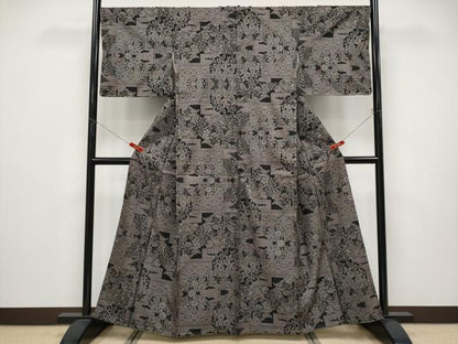平和屋本店●希少　本場大島紬　吉三郎　吉織物謹製　割込絣織　新古典絣　草花文　証紙付き　逸品　未使用　CYAA5026s6