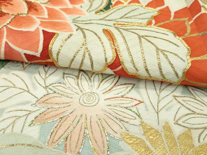 平和屋本店■極上　アンティーク　振袖　駒刺繍　草花文　金彩　逸品　CZAA1132s5