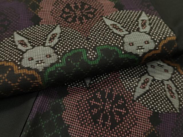 平和屋本店●極上 本場大島紬 小大丸 泥染め ７マルキ 兎 市松文様 平田つむぎ謹製 証紙・たとう紙付き 逸品 CZAA1150s5