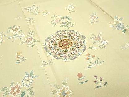 平和屋本店■極上　創業460年・千總　訪問着　駒刺繍　正倉院草花文　金彩　丁子色地　逸品　CZAA1315s5