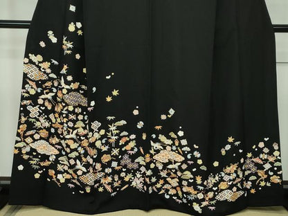 平和屋本店■極上　訪問着　駒刺繍　宝尽くし　黒地　金彩　逸品　CZAA1619s5