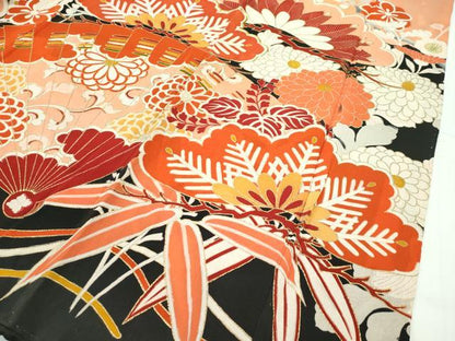 平和屋本店●極上 アンティーク 振袖 相良刺繍 駒刺繍 飛鶴檜扇草花文 黒地 金彩 逸品 CZAA1758s5