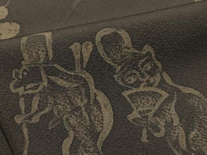 平和屋本店■極上　世界的人形師　辻村寿三郎　ジュサブロー　訪問着　刺繍　鳥獣戯画　暈し染め　赤墨色地　逸品　CZAA2003s5