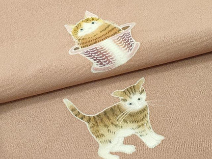 平和屋本店●極上 小紋 手描き 猫 深支子色地 逸品 未使用 CZAA2200s5