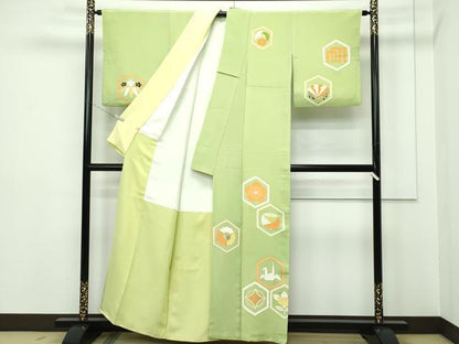 平和屋本店■極上　銀座　志ま亀　訪問着　亀甲吉祥花文　金彩　抹茶色地　たとう紙付き　逸品　CZAA2211s5
