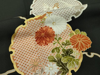 平和屋本店●極上 銀座 越後屋 訪問着 刺繍 雪輪草花文 黒地 金彩 伊と幸 反端・たとう紙付き 逸品 CZAA2213s5