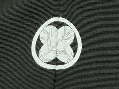 平和屋本店●極上 銀座 越後屋 訪問着 刺繍 雪輪草花文 黒地 金彩 伊と幸 反端・たとう紙付き 逸品 CZAA2213s5