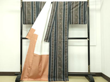 平和屋本店■極上　都喜ヱ門　本場大島紬　泥染め　9マルキ　正倉院鳳凰間道　藤絹織物謹製　逸品　CZAA2296s5