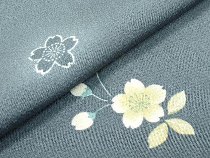 平和屋本店●極上 小紋 蛍暈し 舞花文 鉛色地 逸品 CZAA2405s5
