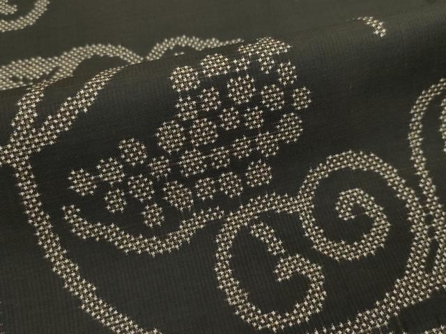 再値下げ！美品★奄美大島紬★レア葡萄柄 本場奄美大島紬 柄見本 大正・昭和 紬おかげ 1冊 | 鹿児島県奄美