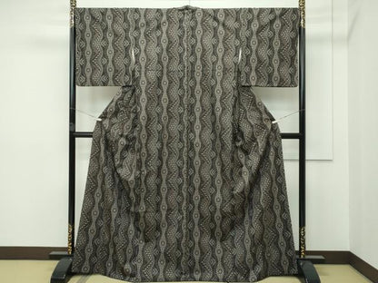 平和屋本店■極上　本場大島紬　現代龍郷絣　立涌菱文様　逸品　CZAA2463s5