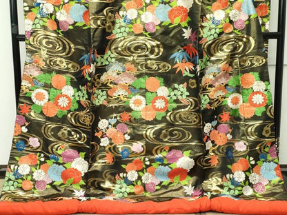 平和屋本店●極上　西陣　川島織物　色打掛　和装　婚礼　結婚式　花嫁　神社挙式　唐織　草花文　黒地　金糸　逸品　CZAA2526s5