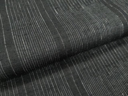 平和屋本店●極上 本場結城紬 重要無形文化財 変わり縞 黒地 逸品 CZAA2566s5