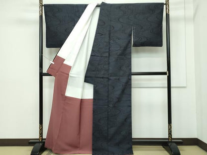 平和屋本店■極上　本場結城紬　重要無形文化財　奥庄謹製　80亀甲　流水文　阪急百貨店扱い　証紙付き　逸品　未使用　CZAA2572s5