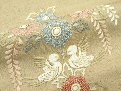 平和屋本店■極上 創業460年・千總 訪問着 紬地 総刺繍 相良刺繍 本草木染 花鳥文 金糸 飴色地 反端付き 逸品 未使用 CZAA2652s5
