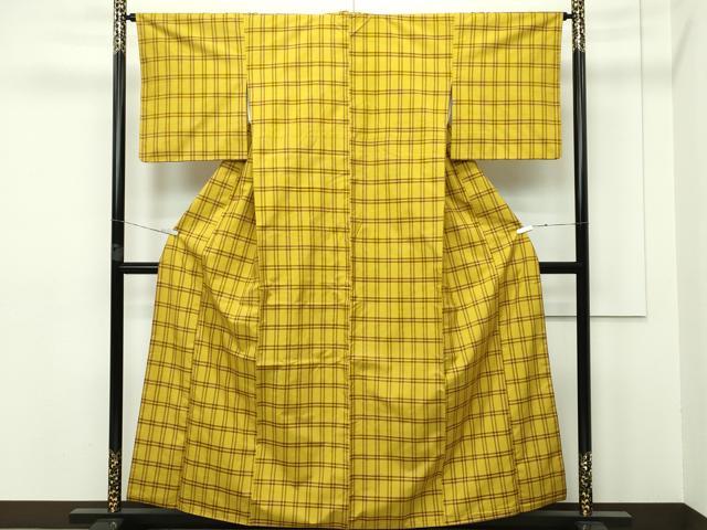 平和屋本店■超希少　本場黄八丈　東京都無形文化財　山下めゆ　草木染　格子柄　証紙付き　逸品　CZAA2662s5
