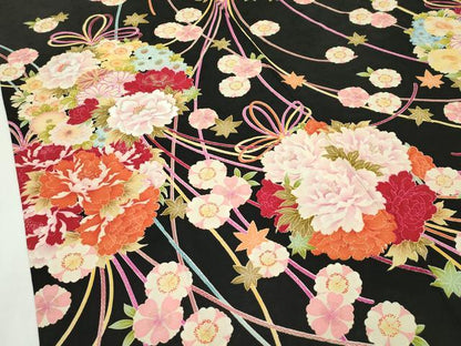 平和屋本店●極上 世界的ファッションデザイナー 山本寛斎 kansaiブランド 振袖 刺繍 花丸文 黒地 金銀糸 逸品 CZAA2725s5