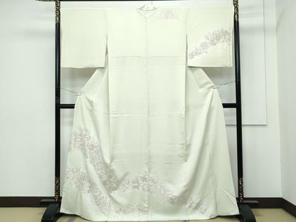 平和屋本店●極上　訪問着　総手刺繍　雪輪地紙草花文　暈し染め　金糸　若芽色地　逸品　CZAA5787s6