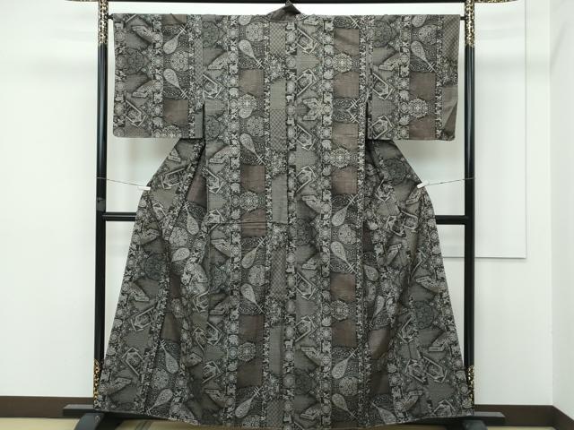 平和屋本店■極上　本場大島紬　12マルキ　楽器動物正倉院花文　ほていや扱い　逸品　未使用　CZAA2867s5