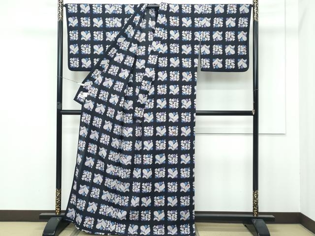平和屋着物■極上　夏物　撫松庵　セオアルファ　小紋・浴衣兼用　草花文　てんとう虫　蜂　蝋色地　逸品　CZAA2875s5