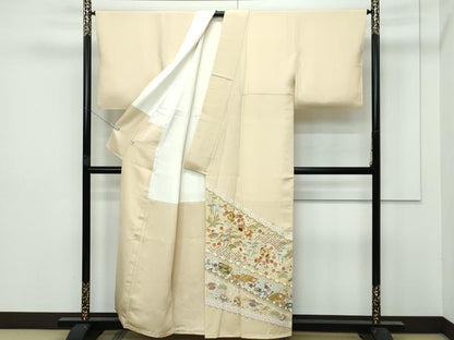 平和屋着物●極上　色留袖　駒刺繍　宝尽くし　金彩　蜂蜜色地　逸品　CZAA2945s5