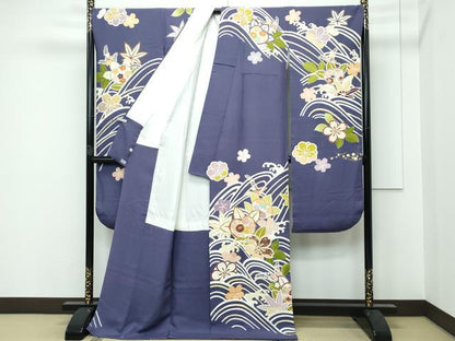 平和屋本店■極上　創業460年・千總　誰が袖好み　振袖　駒刺繍　立波草花文　金彩　濃鼠色地　高島屋扱い　逸品　CZAA3037s5