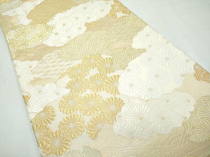 平和屋着物■極上　山口美術織物　皇室　伊勢神宮御用　西陣織　六通柄袋帯　唐織　雲取松菊重ね文　金糸　逸品　未使用　CZAA3045s5