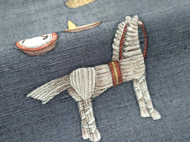 平和屋着物●極上　銀座もとじ　九寸名古屋帯　作家物　手描き　馬　人物　器物　銀通し地　墨色地　たとう紙付　逸品　未使用　CZAA3087s5