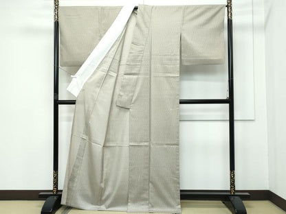 平和屋着物＊極上 夏物 本場大島紬 夏大島 編格子 灰汁色地 さが美扱い 寿紬工場 証紙付き 逸品 CZAA3144s5